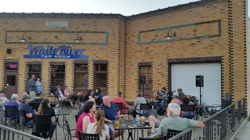 Brewery «White River Brewing Co», reviews and photos, 505 W Commercial St, Springfield, MO 65803, USA