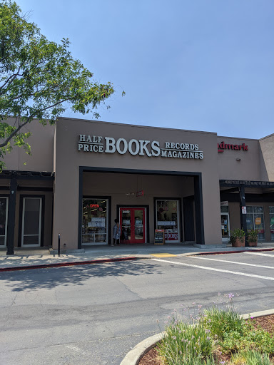Book Store «Half Price Books», reviews and photos, 39152 Fremont Hub, Fremont, CA 94538, USA