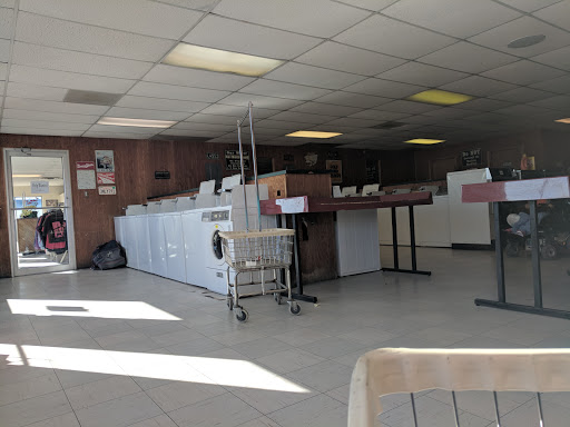 Boulevard Cleaners and Laundromat in Tucumcari, New Mexico