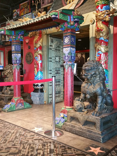 Movie Theater «Hollywood Blvd. Cinema», reviews and photos, 1001 75th St, Woodridge, IL 60517, USA