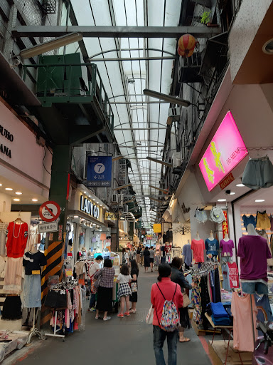 Stores to buy women's geox Taipei