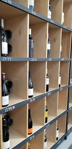 Wine Store «Perman Wine Selections», reviews and photos, 802 W Washington Blvd, Chicago, IL 60607, USA