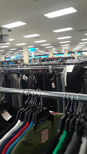 Clothing Store «Ross Dress for Less», reviews and photos, 628 Palomar St, Chula Vista, CA 91911, USA