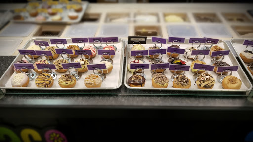 Donut Shop «Peace, Love And Little Donuts Of Green», reviews and photos, 3700 Massillon Rd, Uniontown, OH 44685, USA