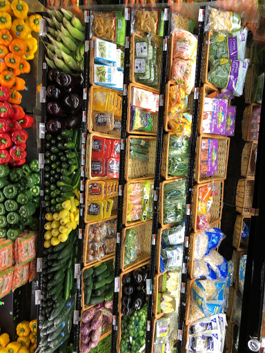 Grocery Store «Whole Foods Market», reviews and photos, 90 E Putnam Ave, Greenwich, CT 06830, USA