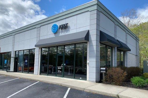 AT&T, 450 State Rd, North Dartmouth, MA 02747, USA, 