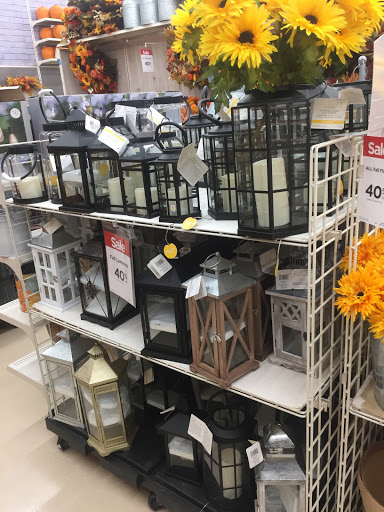 Craft Store «Michaels», reviews and photos, 465 River Rd, Edgewater, NJ 07020, USA