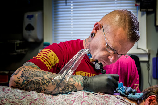 Tattoo Shop «Castle Rock Tattoo and Laser Removal Co.», reviews and photos, 518 Wilcox St, Castle Rock, CO 80104, USA