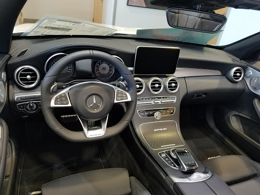 Mercedes Benz Dealer «Mercedes-Benz of Westmont», reviews and photos, 200 E Ogden Ave, Westmont, IL 60559, USA