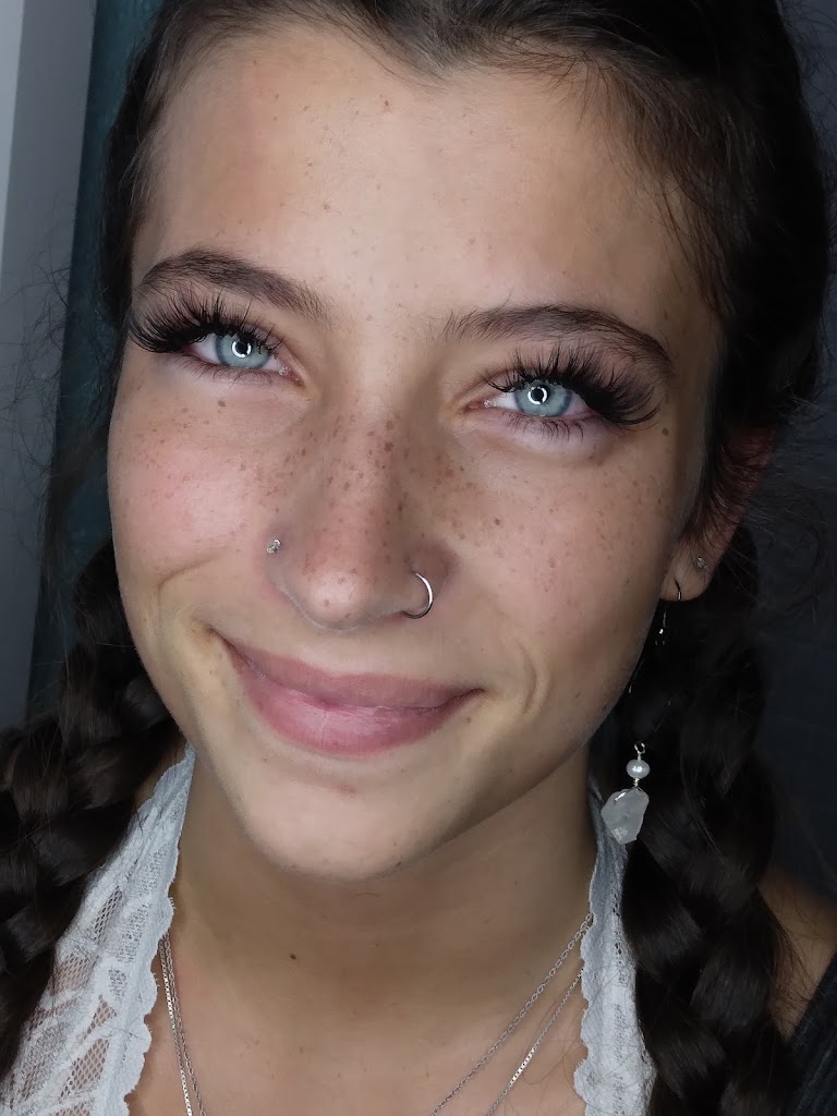 Skin so soft esthetics and lashes 32168