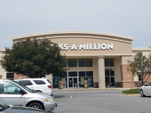 Books-A-Million, 2626 E Stone Dr, Kingsport, TN 37660, USA, 