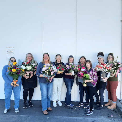 Florist «Blossoms & Balloons Florist», reviews and photos, 199 Cirby Way #17, Roseville, CA 95678, USA