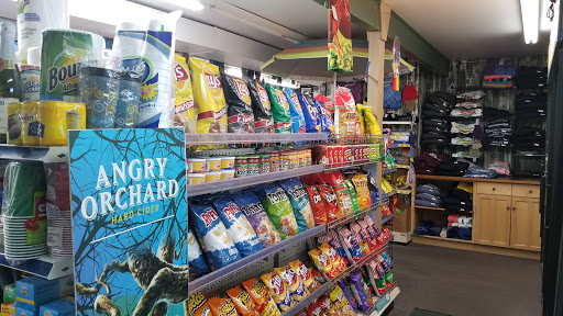 Grocery Store «Surfcrest Market», reviews and photos, 3140 S Hemlock St, Tolovana Park, OR 97145, USA