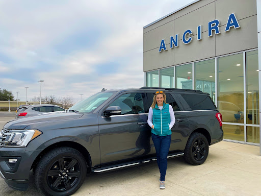 Ford Dealer «Ancira Ford», reviews and photos, 501 10th St, Floresville, TX 78114, USA