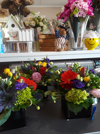 Florist «Bailstone Flower Shop», reviews and photos, 345 Montauk Hwy A, East Moriches, NY 11940, USA