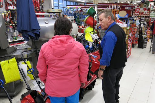 Hardware Store «Village Ace Hardware Inc», reviews and photos, 6240 N Port Washington Rd, Glendale, WI 53217, USA