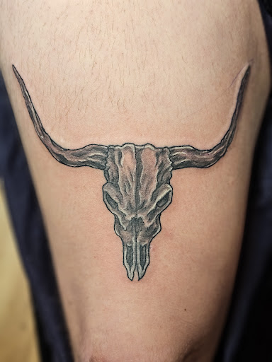 Explore tattoo ideas for lung cancer, creative tattoo ideas in Harrisburg, available at Rayzor Tattoos