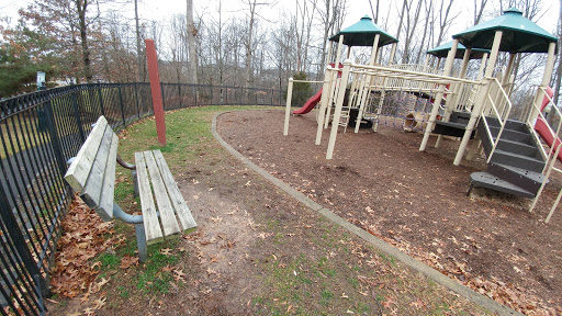 Park «Carney Park», reviews and photos, 11652 Fairfax Center Woods Tr, Fairfax, VA 22030, USA