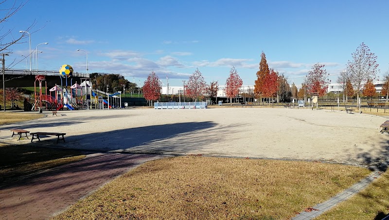 新横浜公園 遊具広場