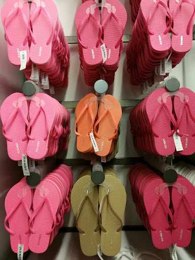 Clothing Store «Old Navy», reviews and photos, 180 Quinn Dr, Pittsburgh, PA 15275, USA