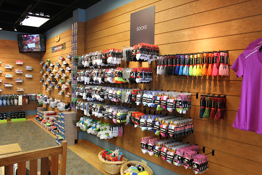 Sporting Goods Store «Fleet Feet Sports», reviews and photos, 109 NJ-73, Marlton, NJ 08053, USA