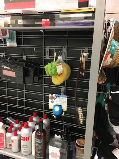 Department Store «T.J. Maxx», reviews and photos, 3445 Princeton Rd, Hamilton, OH 45011, USA