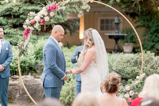 Florist «Red Carpet Flower Shop», reviews and photos, 56 Main St, Durham, NH 03824, USA