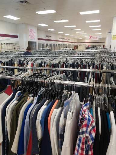 Discount Store «Discount Fashion Warehouse Great Western», reviews and photos, 110 N Wilson Rd, Columbus, OH 43204, USA