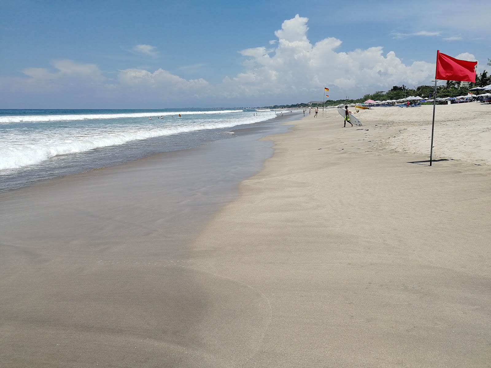 Fotografija Plaža Double Six z prostorna obala