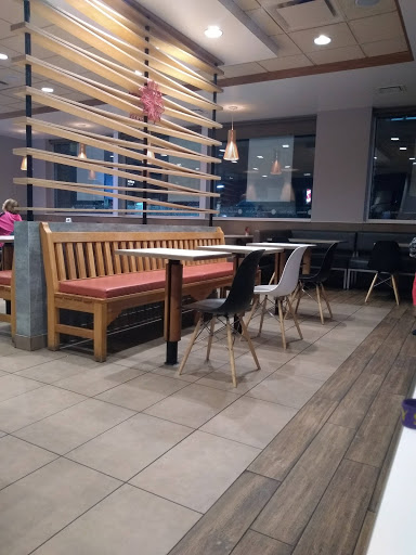 Mexican Restaurant «QDOBA Mexican Eats», reviews and photos, 1570 N Dixie Hwy #100, Elizabethtown, KY 42701, USA