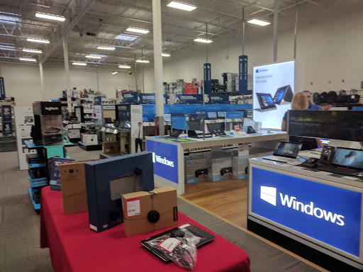 Electronics Store «Best Buy», reviews and photos, 1000 Cranberry Square Dr, Cranberry Twp, PA 16066, USA