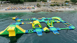 Maro Family Beach'in fotoğrafı ve yerleşim