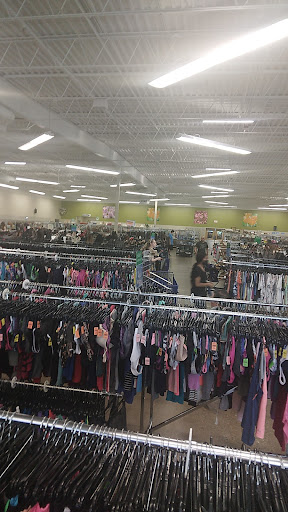 Non-Profit Organization «Goodwill Store & Donation Center», reviews and photos, 10909 W Oklahoma Ave, West Allis, WI 53227, USA
