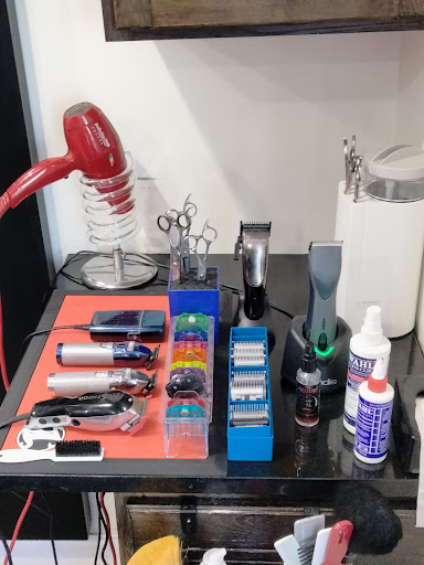 Barber Shop «The Parlor Barber Shop», reviews and photos, 86 Fairfield Rd, Fairfield, NJ 07004, USA