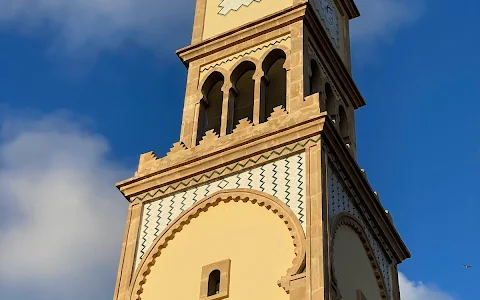 برج الساعة القديمة image