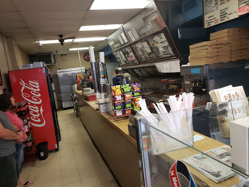 Shopping Mall «Merritt Park Shopping Center», reviews and photos, 1762 Merritt Blvd, Dundalk, MD 21222, USA