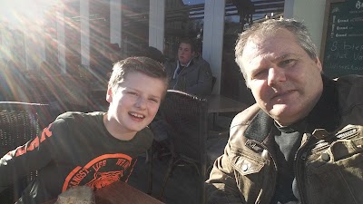Photos of Des Amis