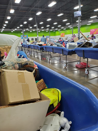 Thrift Store «Goodwill Outlet Center Bridgeton», reviews and photos