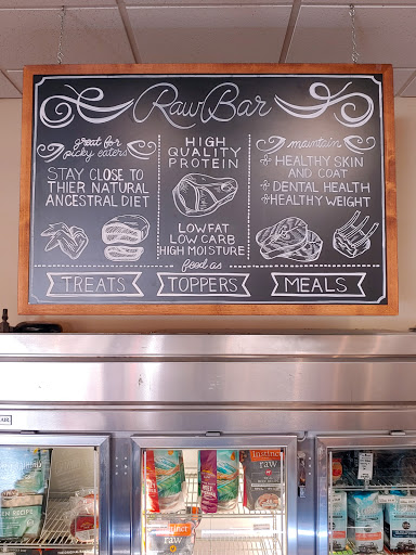 Pet Supply Store «Mud Bay», reviews and photos, 2750 77th Ave SE, Mercer Island, WA 98040, USA