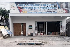 Toko Hokky Keramik Padangan image