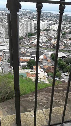 Basílica Santuário de Nossa Senhora da Penha de França - Igreja