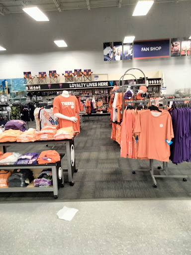 Sporting Goods Store «Academy Sports + Outdoors», reviews and photos, 100 Peachwood Center Dr, Spartanburg, SC 29301, USA