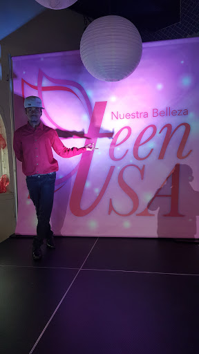 Night Club «Lauras Night Club», reviews and photos, 62 Dover St, Paterson, NJ 07501, USA