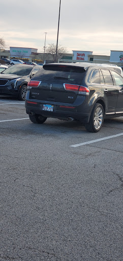 Grocery Store «Schnucks», reviews and photos, 501 Beltline Rd, Collinsville, IL 62234, USA