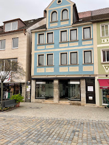Corinna Rippel Friseure Marktpl. 3, 91413 Neustadt an der Aisch, Deutschland