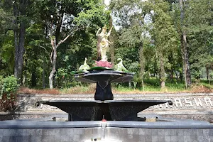 ꦥꦸꦫꦶꦠꦩꦤ꧀ꦱꦫꦱ꧀ꦮꦠꦶPuri Taman Saraswati image