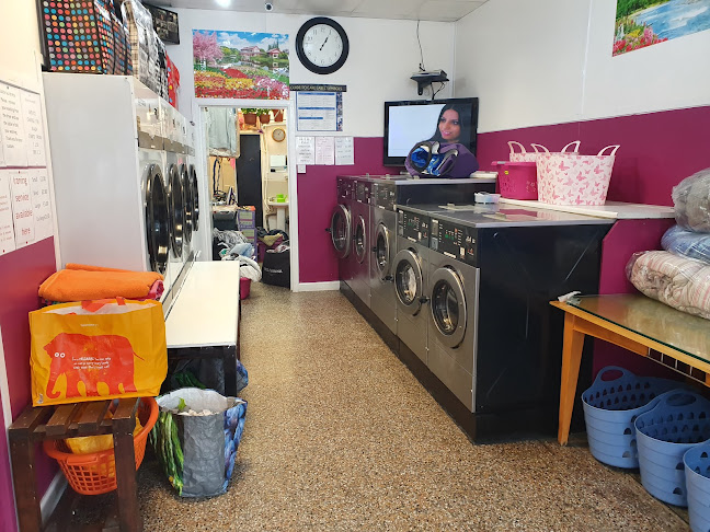 Reviews of Dazzle launderette & dry cleaning in London - Laundry service