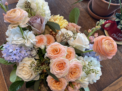 Florist «Lilia Flower Boutique», reviews and photos, 2160 Wayzata Blvd, Long Lake, MN 55356, USA