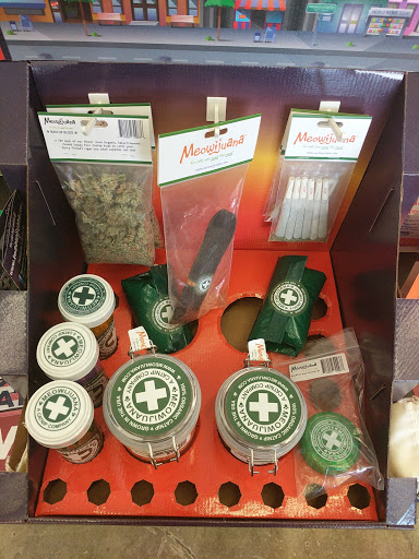 Pet Supply Store «Centinela Feed & Pet Supplies», reviews and photos, 4700 Pacific Coast Hwy, Long Beach, CA 90804, USA