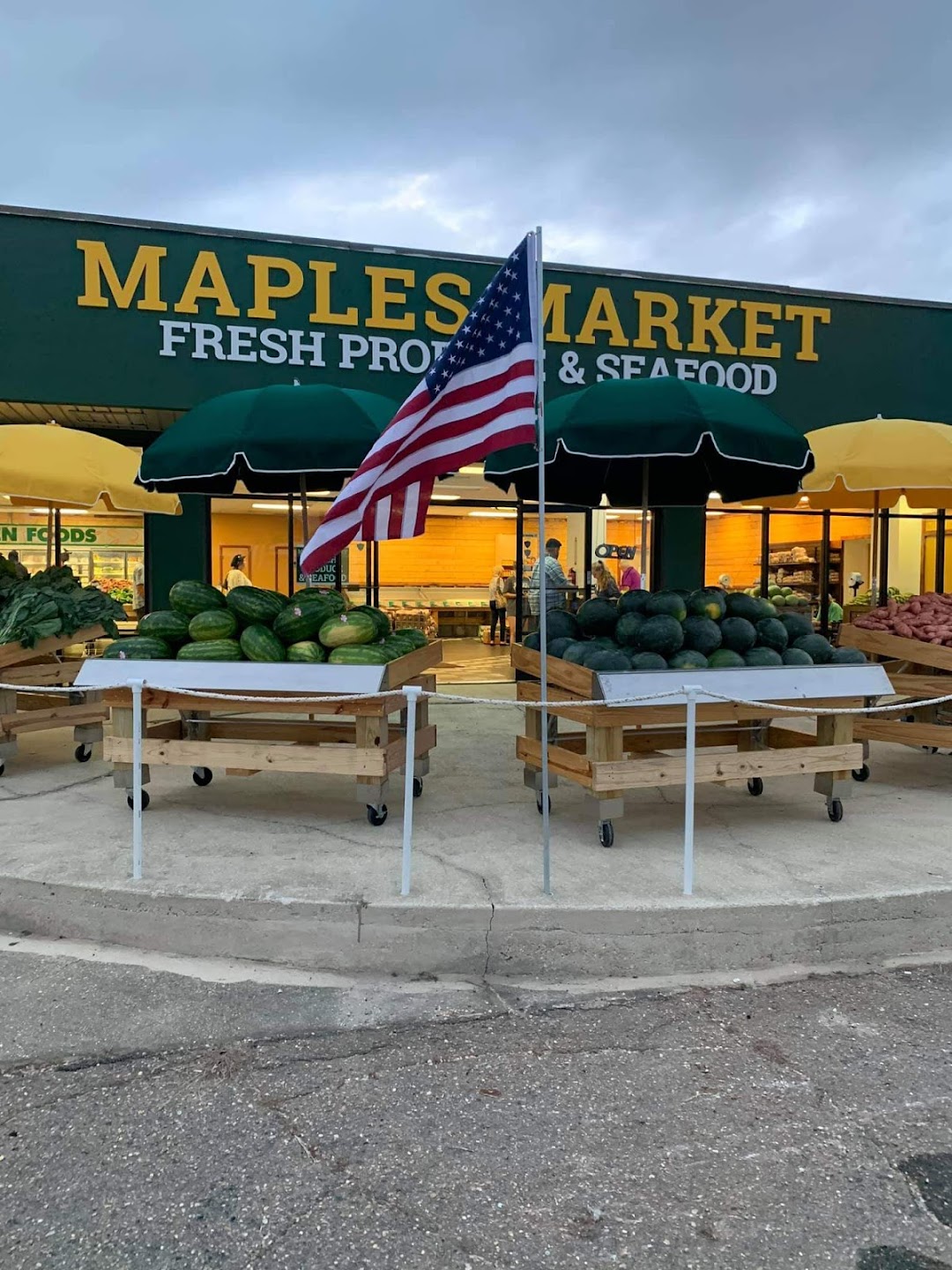 Maples Market